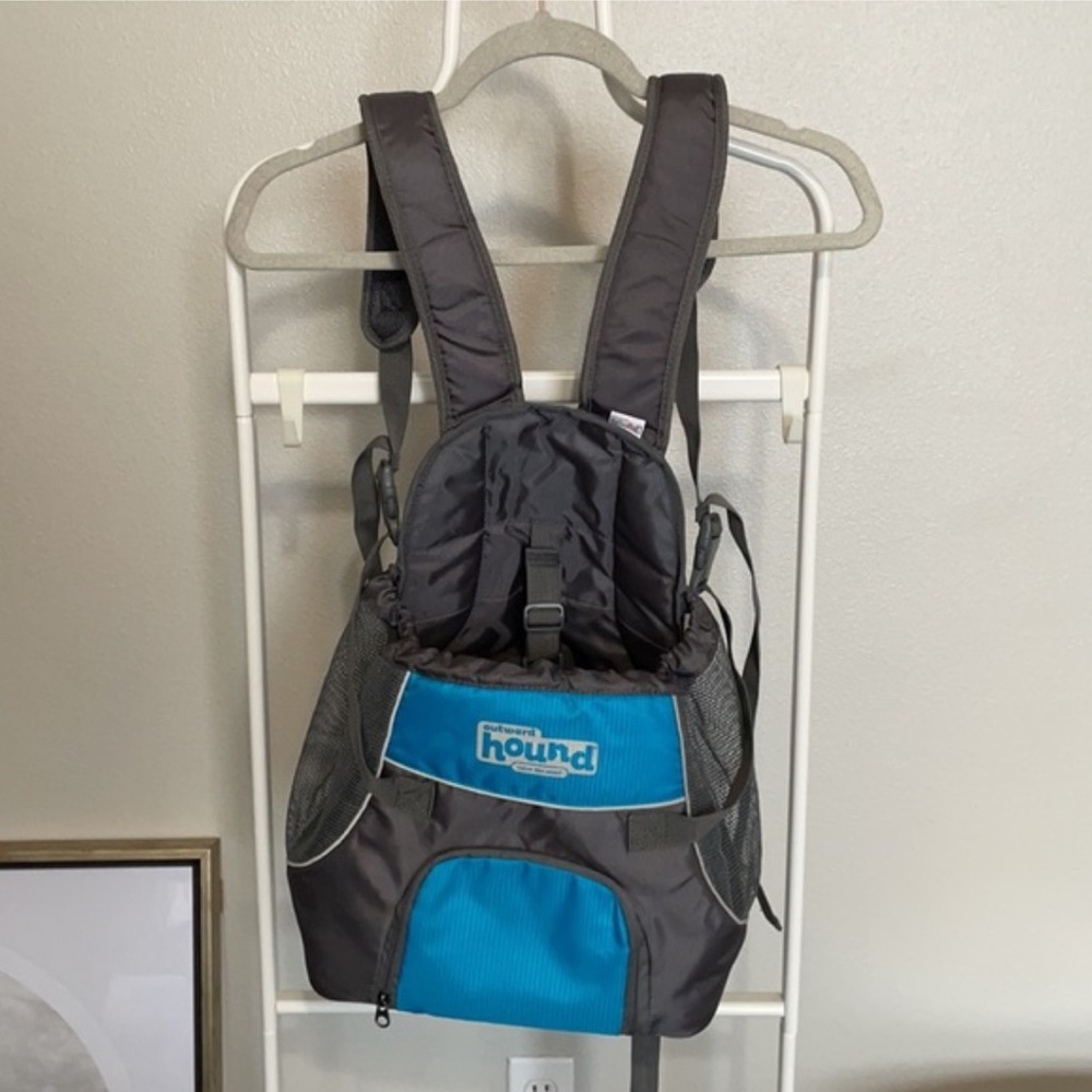 Outward Hound dog backpack medium up to 20 lbs‎